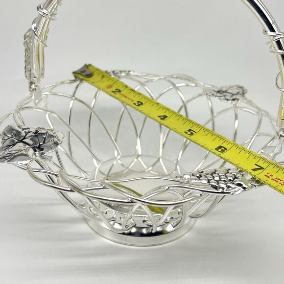 VTG Studio Silversmiths Silverplated Wire Round Basket Grape Clusters & Leaves - Picture 8 of 15